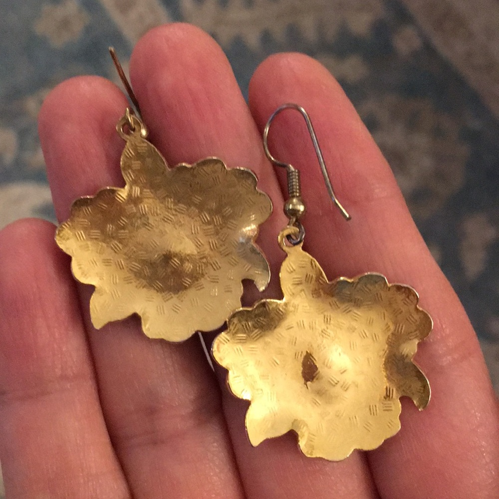 Cloisonné gold plated orchid earrings - Picture 6 of 6
